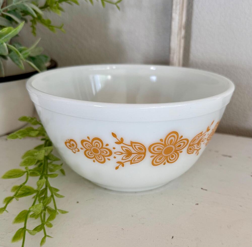 Vintage Pyrex Butterfly Gold Mixing Bowl | 1970s Gold Floral Nesting Bowl